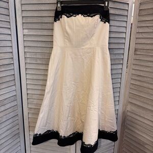 Strapless White House Black Market Ivory &Black A Lined Dress Size 4